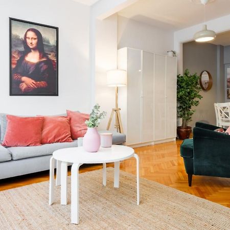 Gorgeous Apartment With Central Location In Sisli Isztambul Kültér fotó
