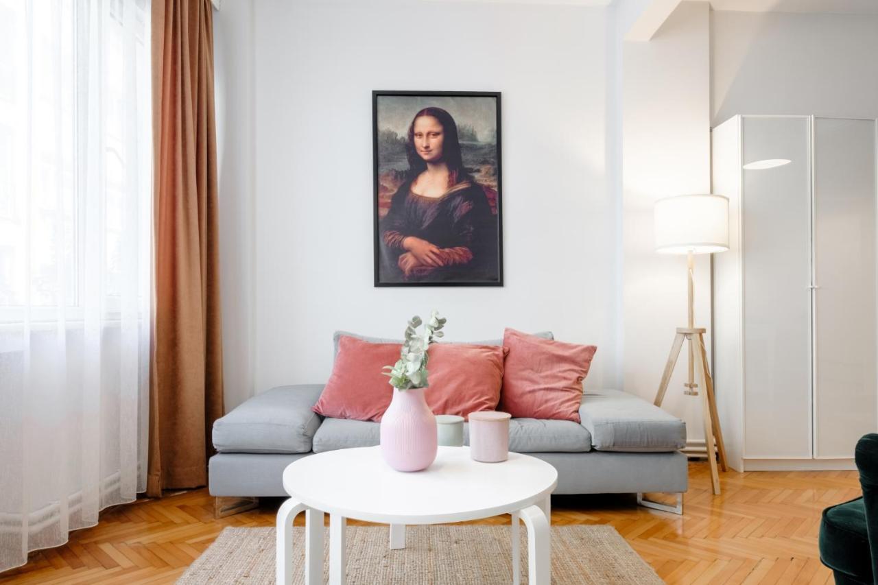 Gorgeous Apartment With Central Location In Sisli Isztambul Kültér fotó