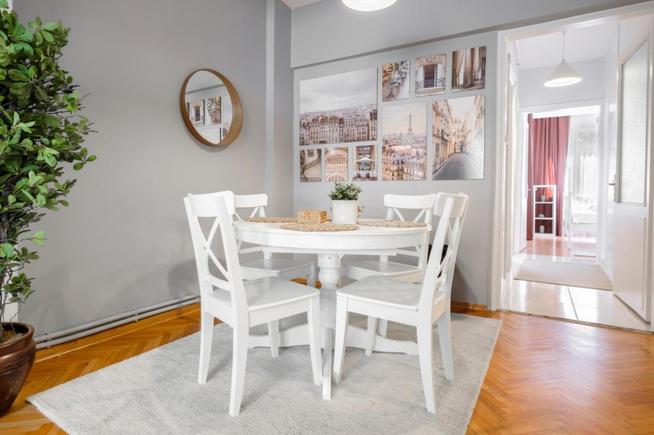 Gorgeous Apartment With Central Location In Sisli Isztambul Kültér fotó